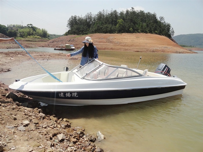 550运动快艇